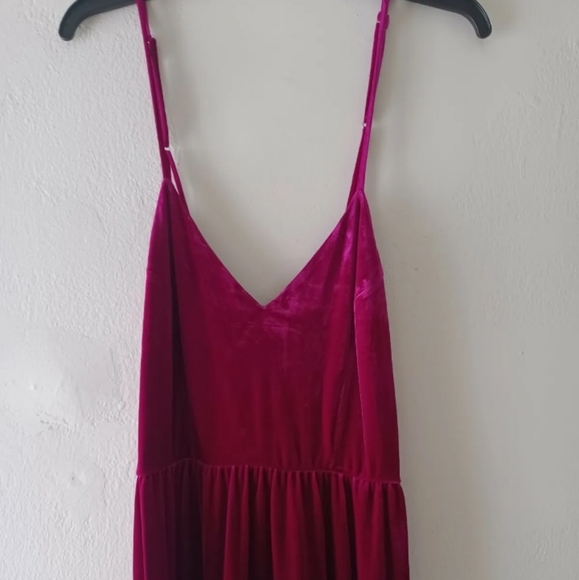 Lulu's Final Song Women's  Magenta VELVET Spaghetti Strap Maxi Dress - Picture 7 of 11